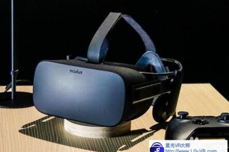 传Facebook明年推廉价版VR头戴设备